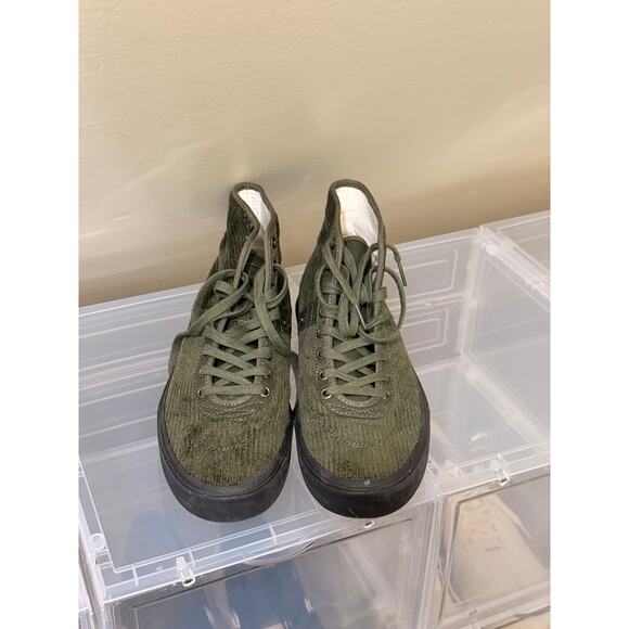 Vans Crocket Green Corduroy Skate Shoes Men's Size 9.5 US - Picture 2 of 5